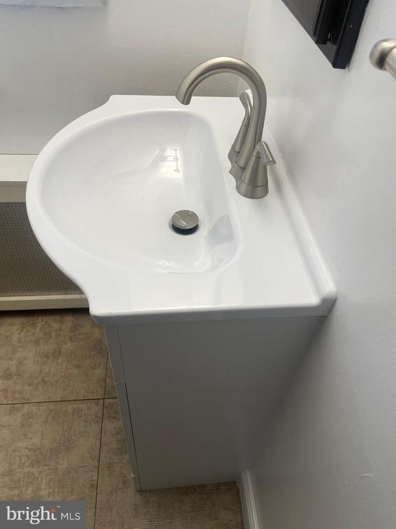 676 Perth Place - Photo 11