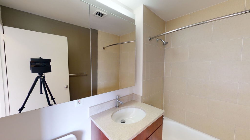 120 W. 21st - Photo 4