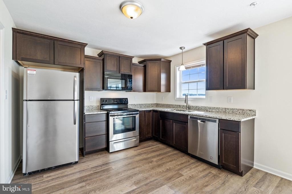 113 Deatrick Drive - Photo 6