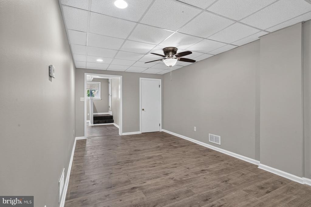 256 S Washington Street - Photo 8