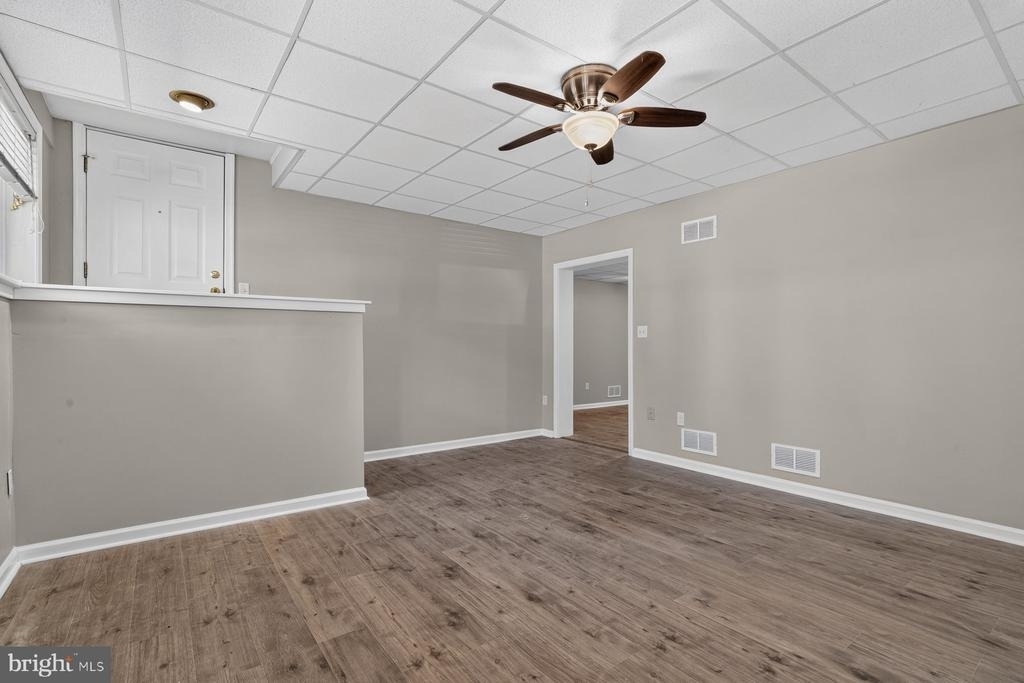 256 S Washington Street - Photo 3