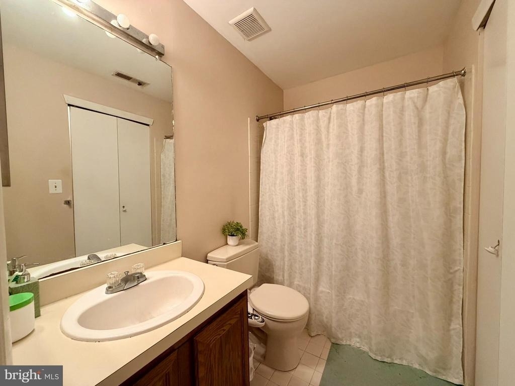 5215 Ravens Crest Drive - Photo 14