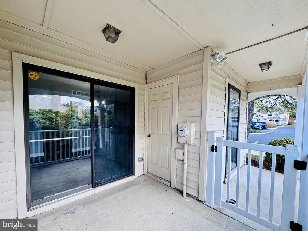 1403 Roberts Way - Photo 2