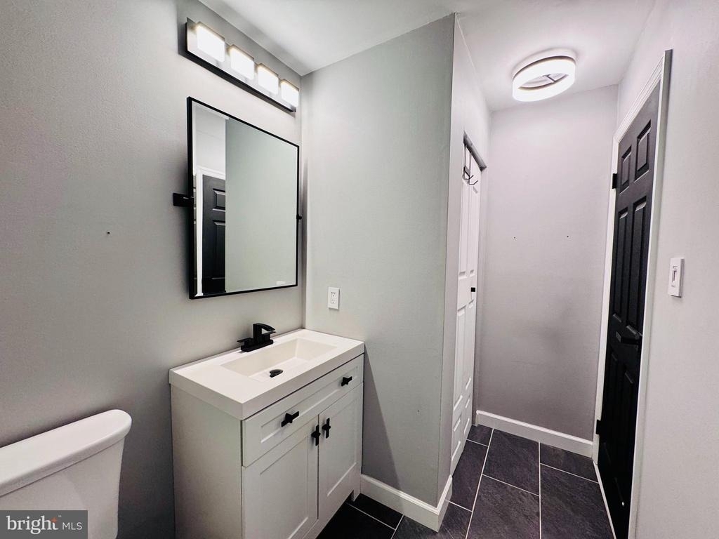 1403 Roberts Way - Photo 19
