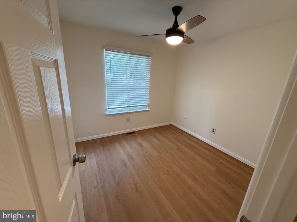 220 Deerpark Court - Photo 26