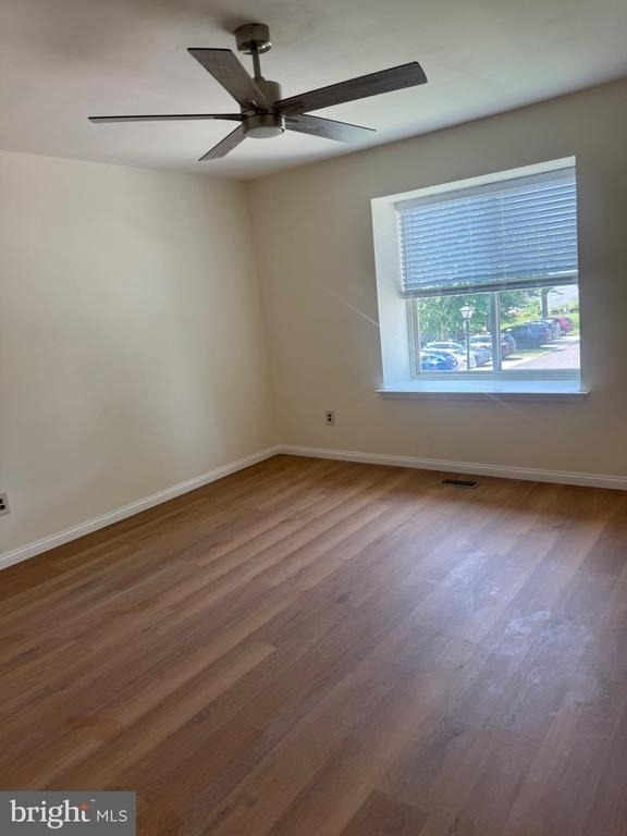 220 Deerpark Court - Photo 15