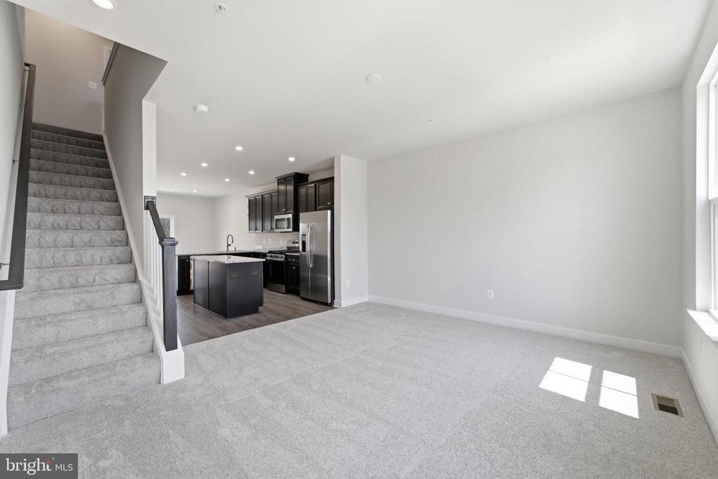 16130 Hyde Park Place - Photo 7