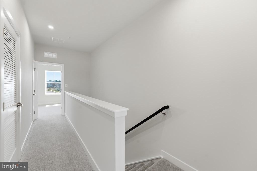 16130 Hyde Park Place - Photo 15