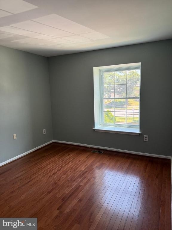 8108 Sandy Spring Road - Photo 8