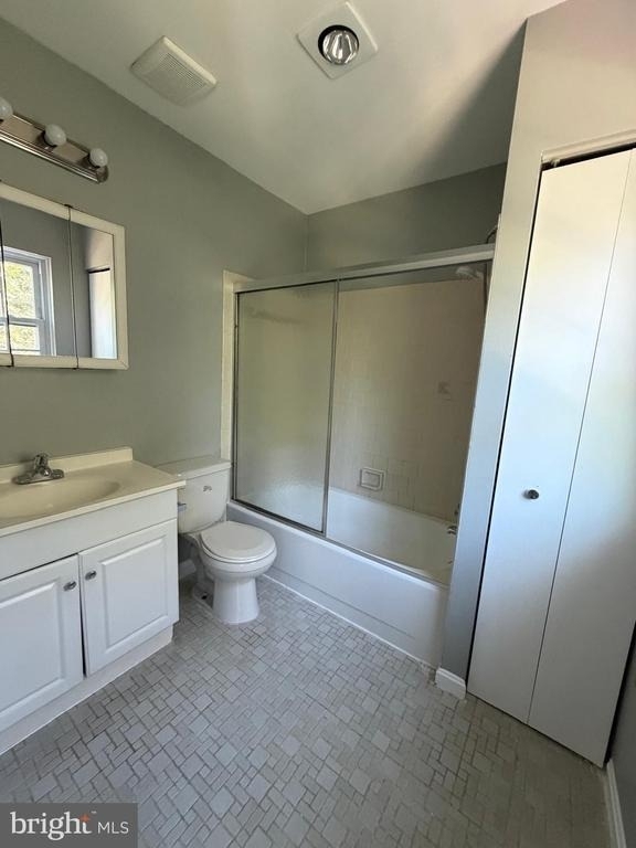 8108 Sandy Spring Road - Photo 11