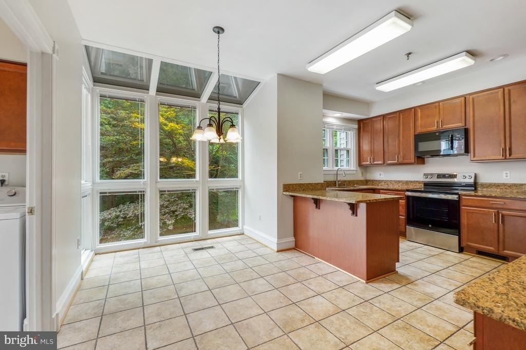 9700 Whitley Park Place - Photo 9