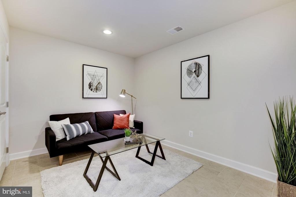122 Parkview Avenue - Photo 24
