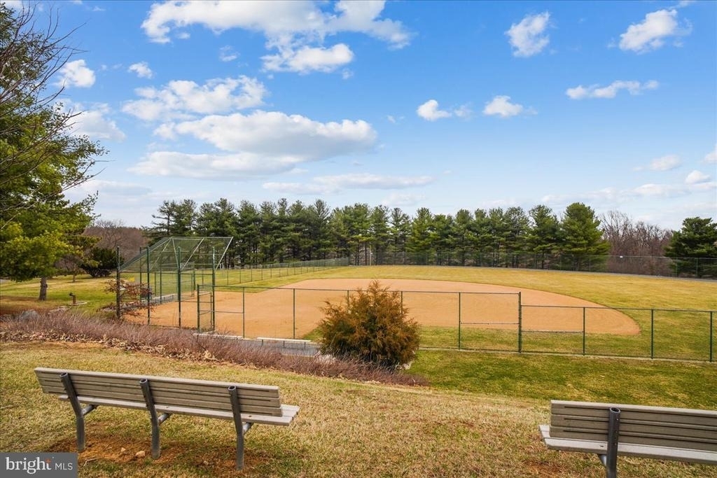 10417 Carlyn Ridge Road - Photo 37