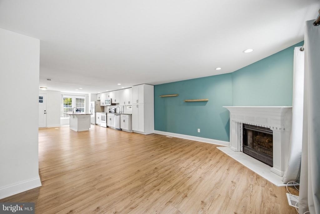 8609 Hawk Run Terrace - Photo 7