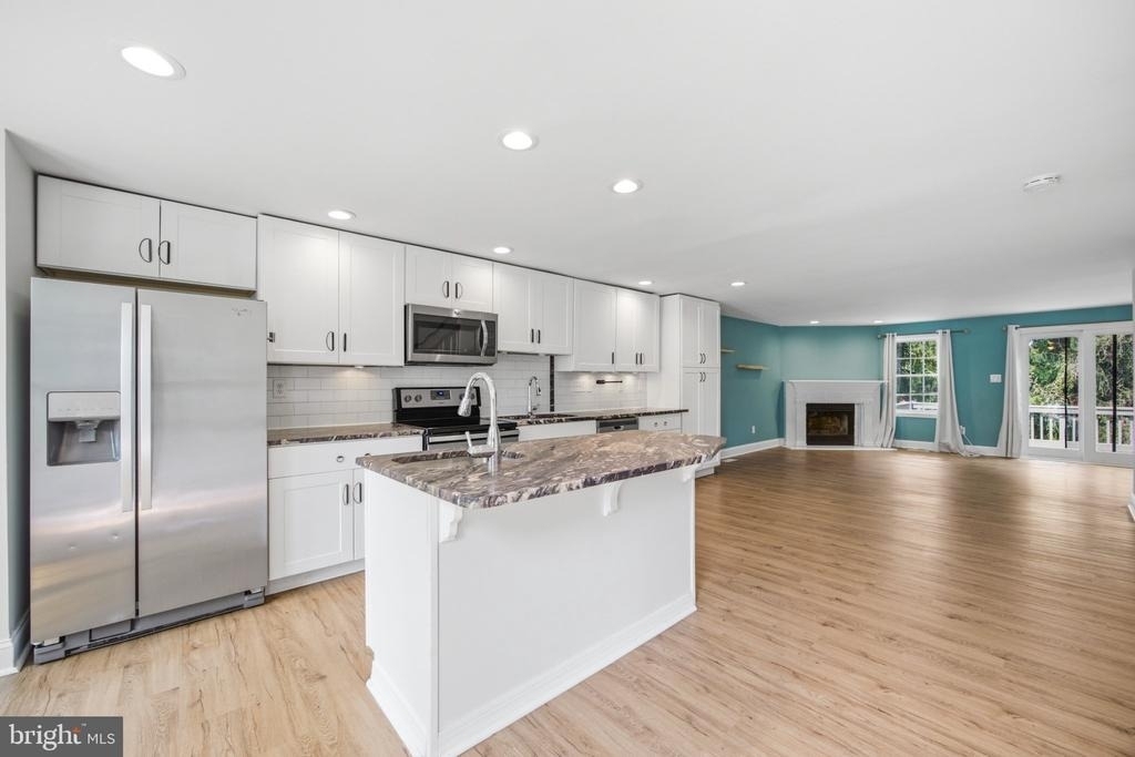 8609 Hawk Run Terrace - Photo 2