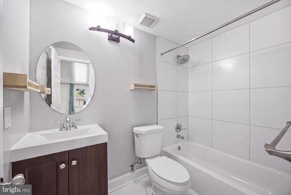 8609 Hawk Run Terrace - Photo 28