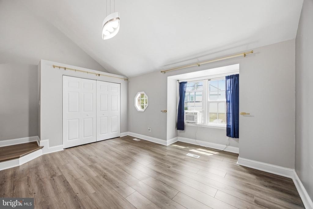 8609 Hawk Run Terrace - Photo 13