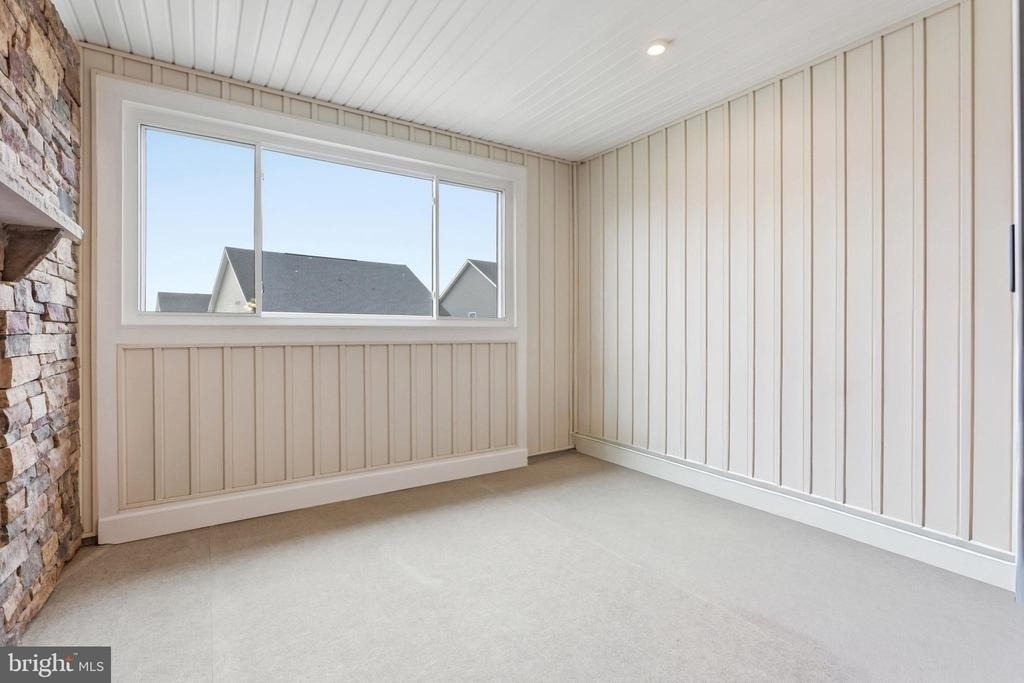 7326 Isabella Road - Photo 15