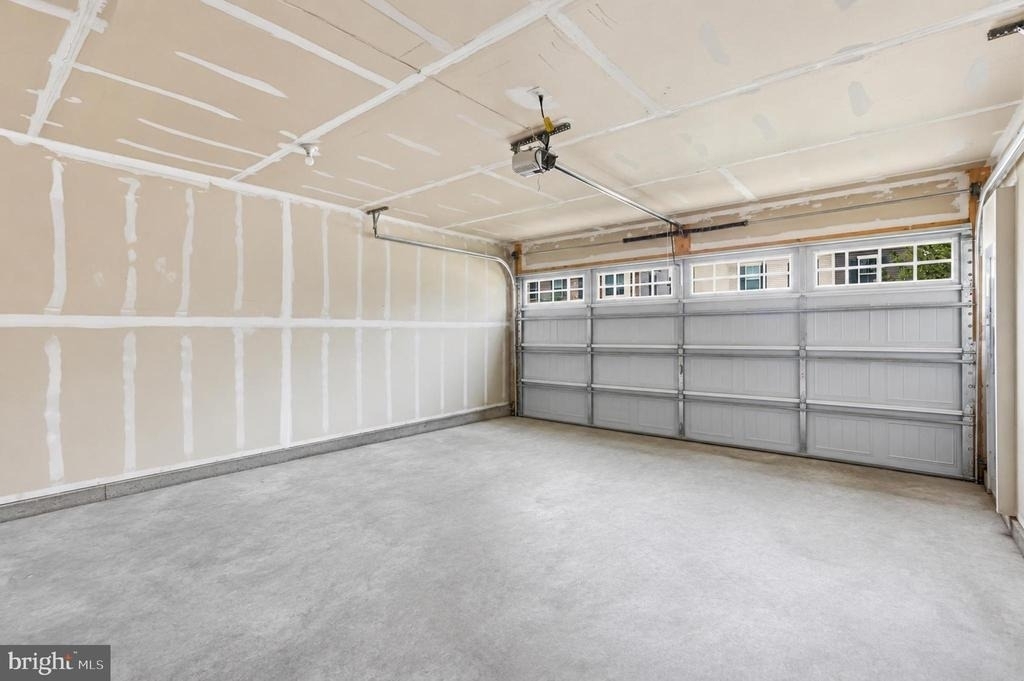 7326 Isabella Road - Photo 38