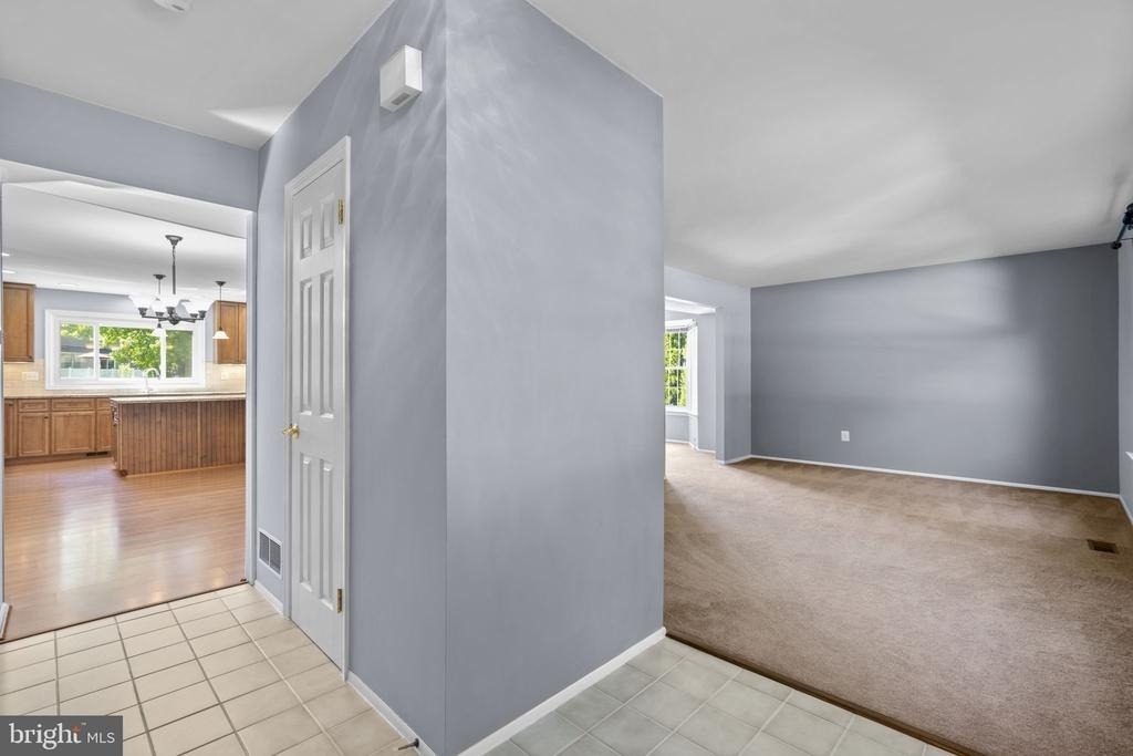 4706 Bates Drive - Photo 18