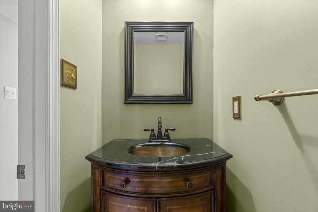 4706 Bates Drive - Photo 19