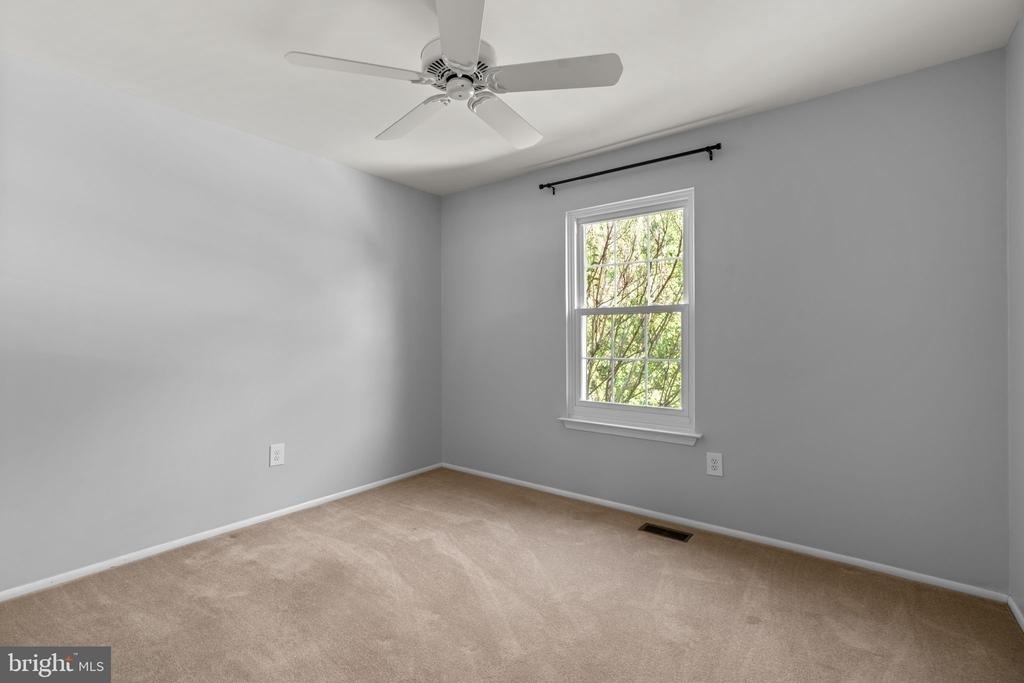 4706 Bates Drive - Photo 31