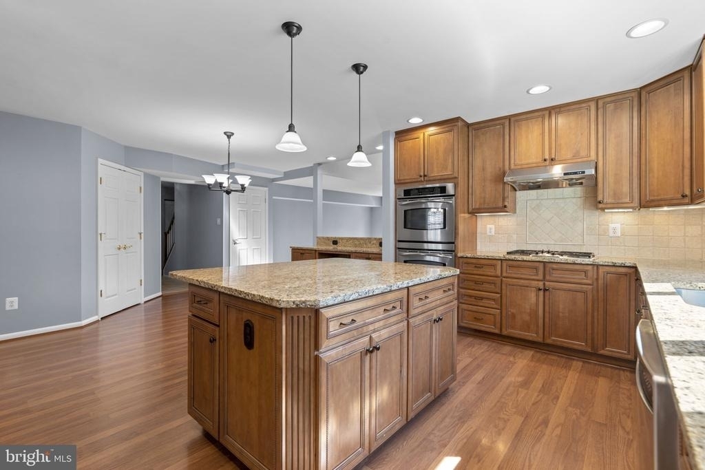 4706 Bates Drive - Photo 8