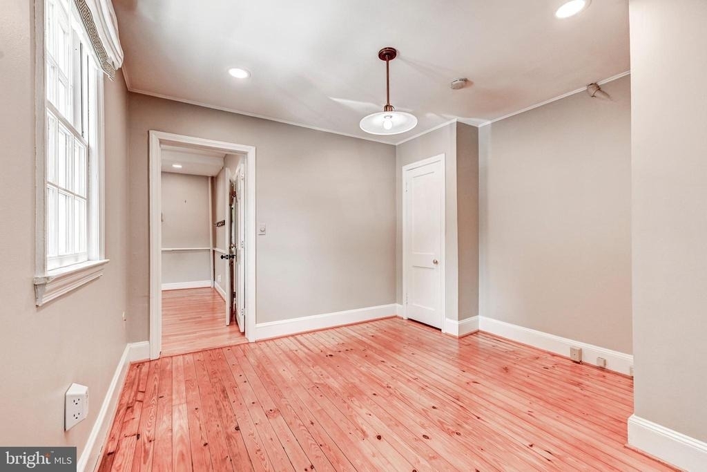 8345 Main Street - Photo 11