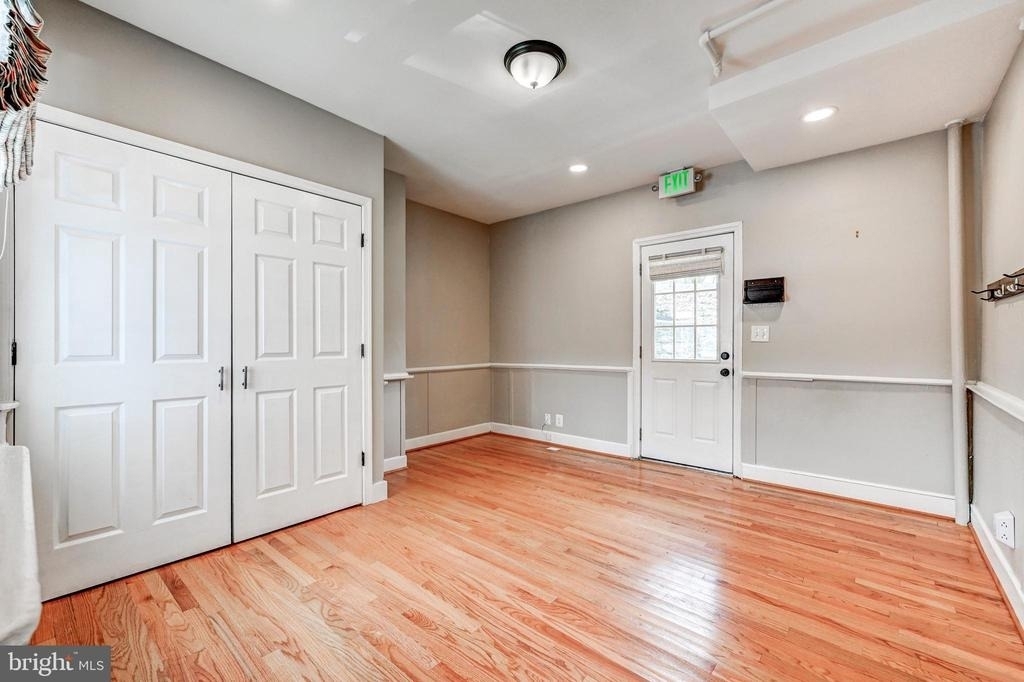 8345 Main Street - Photo 4