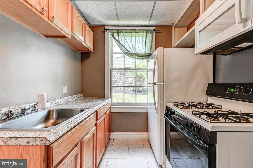 8345 Main Street - Photo 7