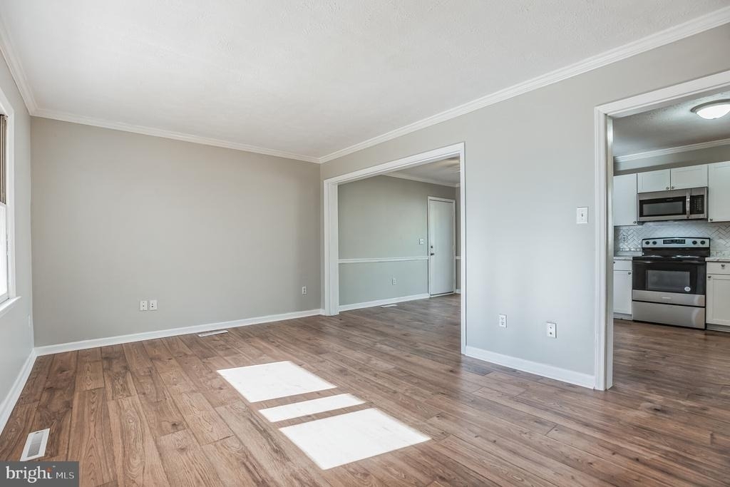 670 White Rock Road - Photo 3