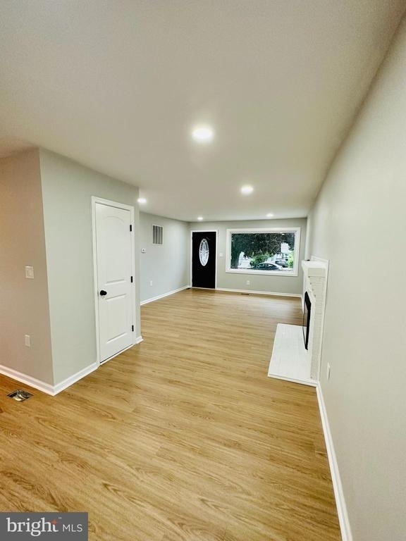 5906 Leewood Avenue - Photo 1