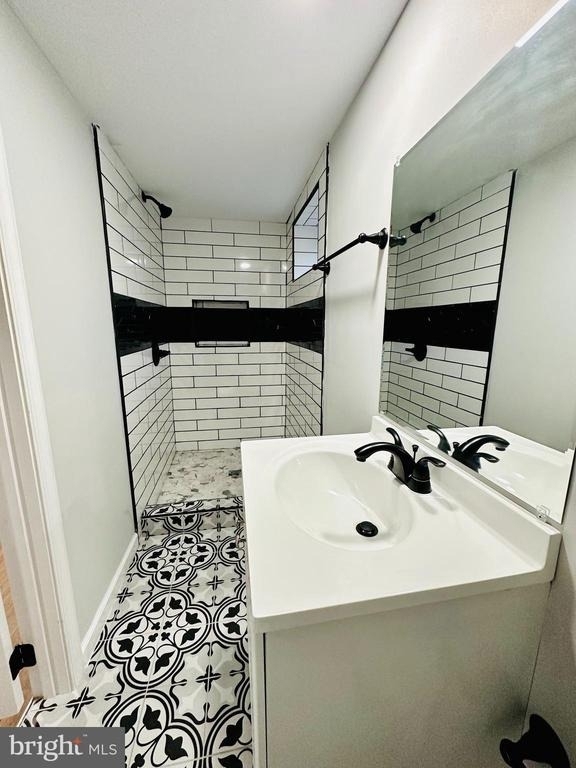 5906 Leewood Avenue - Photo 17