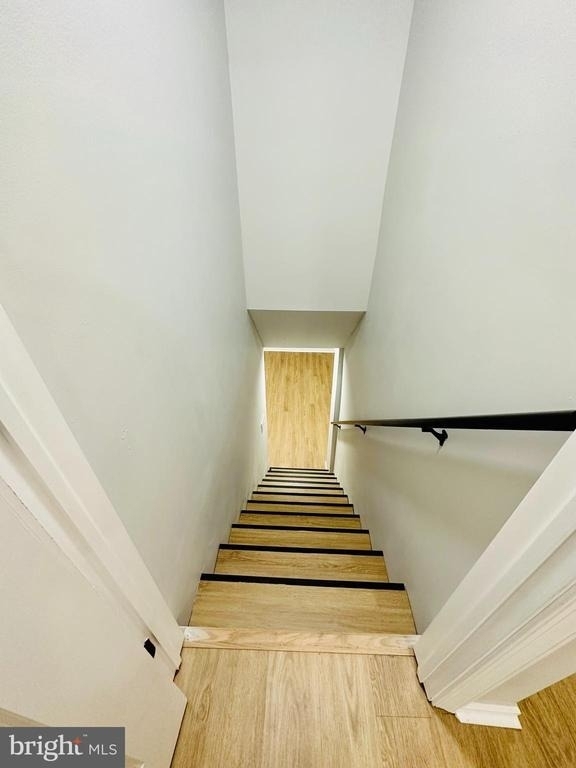 5906 Leewood Avenue - Photo 13