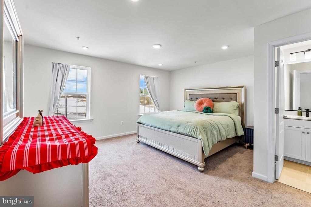 4520 Reaney Ln - Photo 10