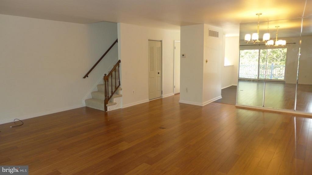 23 Valley Crossing Circle - Photo 4