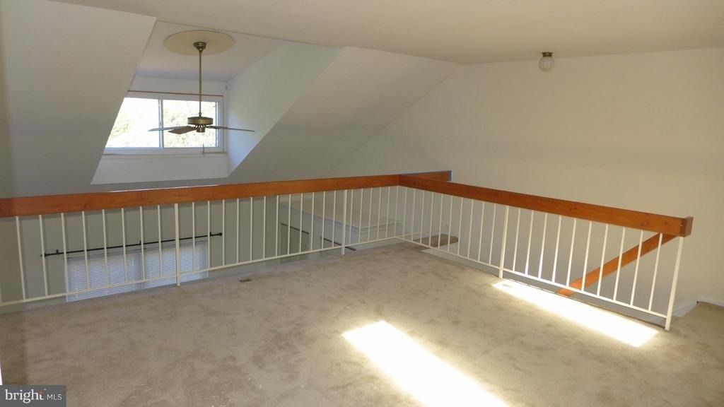 23 Valley Crossing Circle - Photo 10