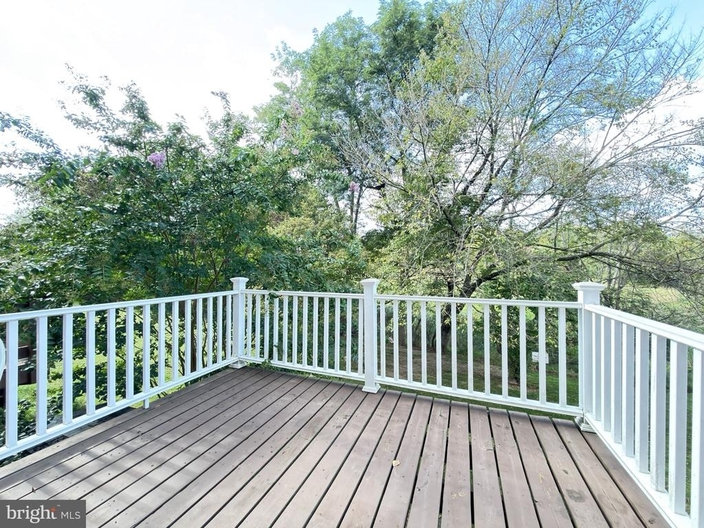 23 Valley Crossing Circle - Photo 17