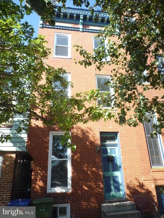 504 S Washington Street - Photo 0