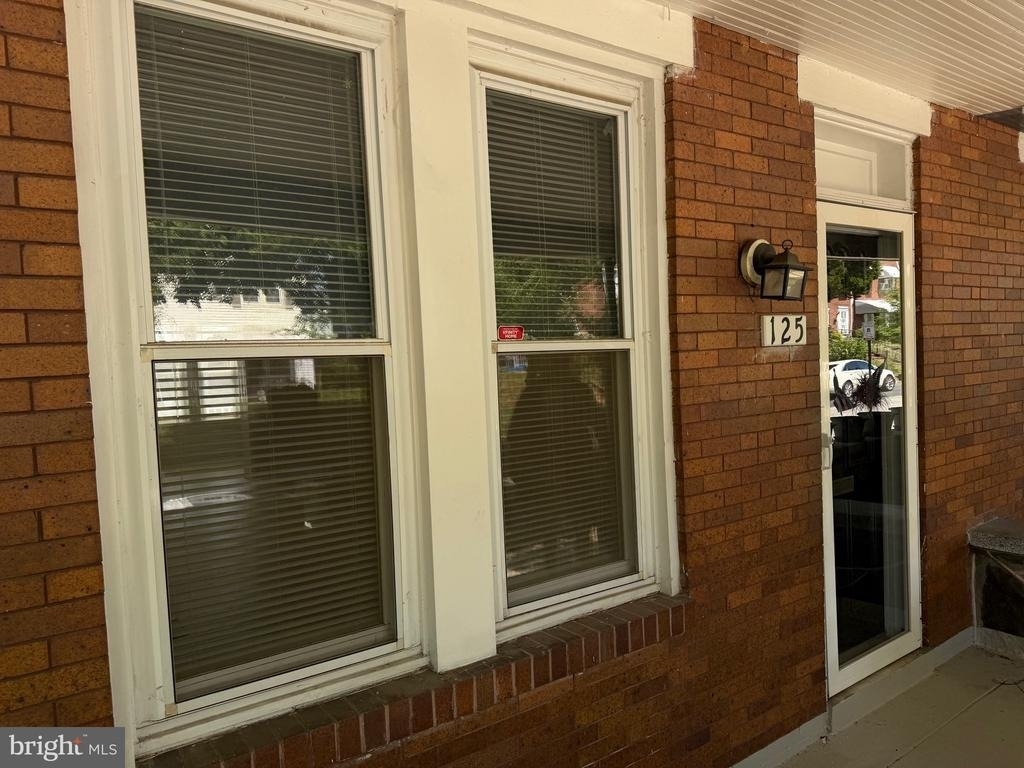 125 N Monastery Avenue - Photo 19