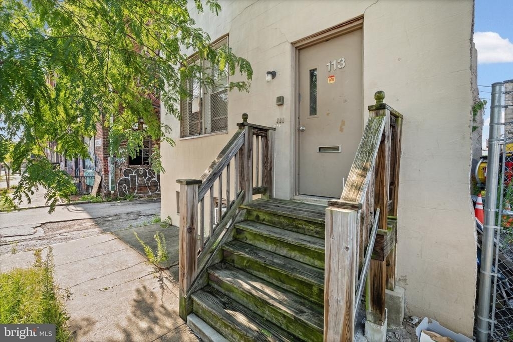 113 W 22nd Street - Photo 1
