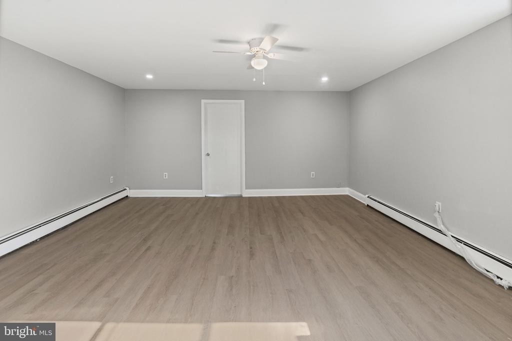 113 W 22nd Street - Photo 5