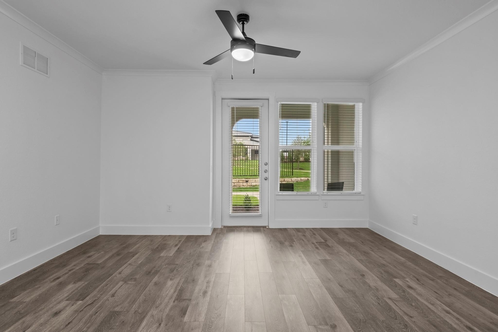 1664 Hillside Terrace - Photo 13