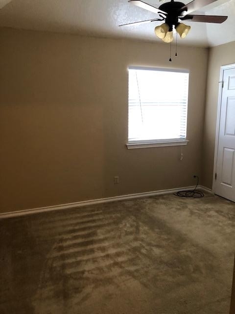 104 Leona St - Photo 9