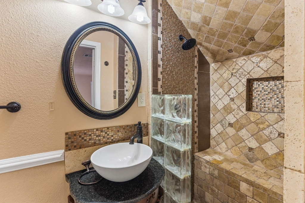 1300 Chalk Ln - Photo 18