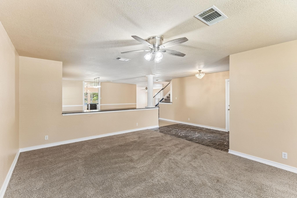 1300 Chalk Ln - Photo 5