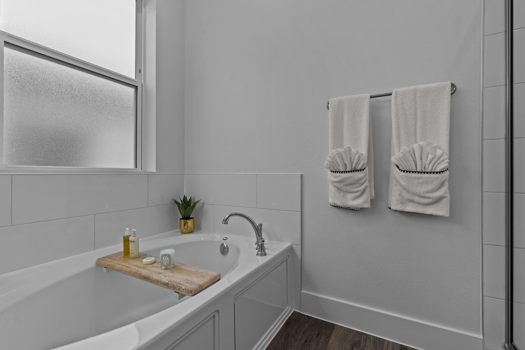 1664 Hillside Terrace - Photo 8