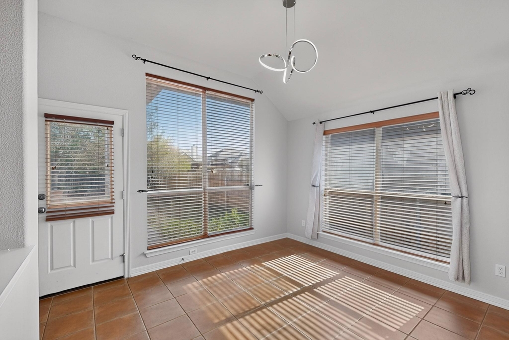 13809 Field Spar Dr - Photo 10