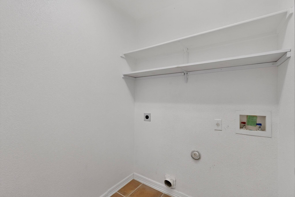 13809 Field Spar Dr - Photo 32