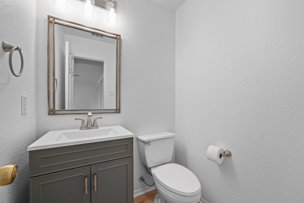 2412 Regal Park Ln - Photo 19